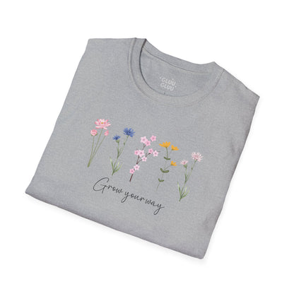 Camiseta floral estética, camiseta con frase y flores, camiseta flor silvestre, camiseta con mensaje positivo