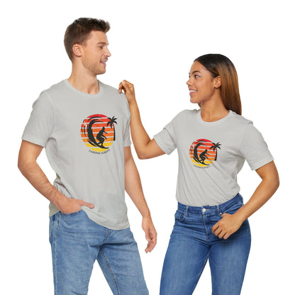 Camiseta Chasing Sunsets, Camiseta de Surf, Camiseta Surf Vintage, Camiseta Retro de Playa