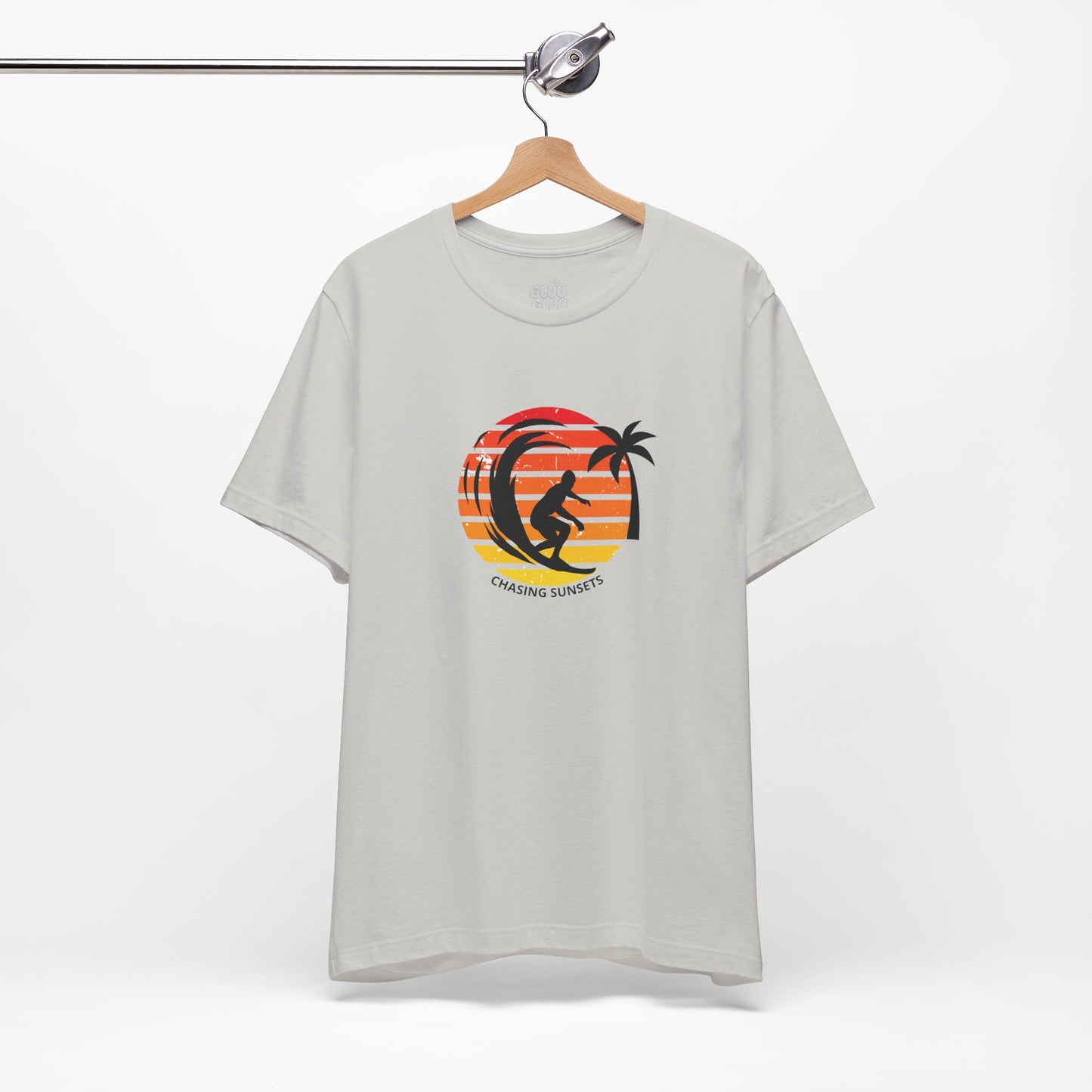 Camiseta Chasing Sunsets, Camiseta de Surf, Camiseta Surf Vintage, Camiseta Retro de Playa