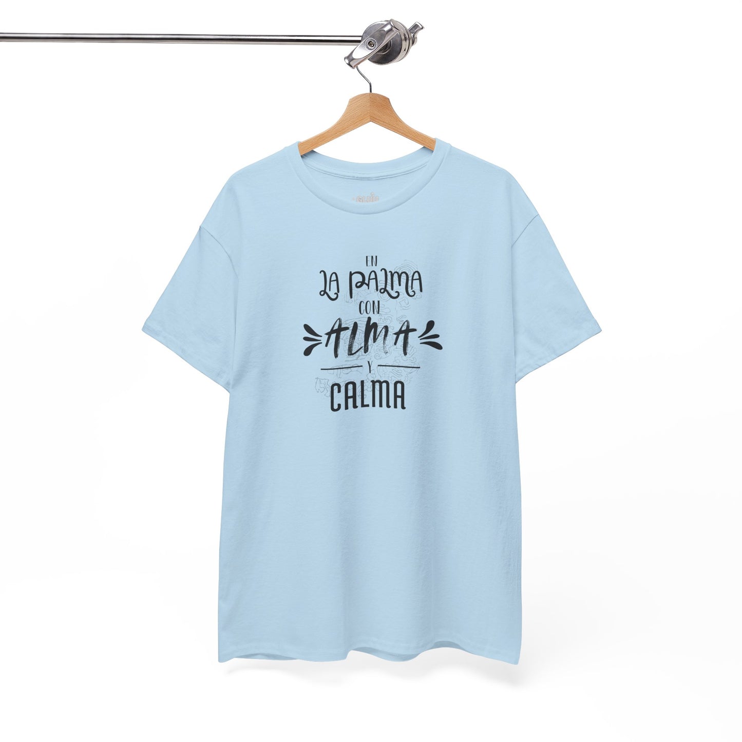 Camiseta mensaje “ La Palma con alma y calma”, Camiseta sentimiento isleño, Camiseta diseño La Palma. diseño de GLUU GLUU.