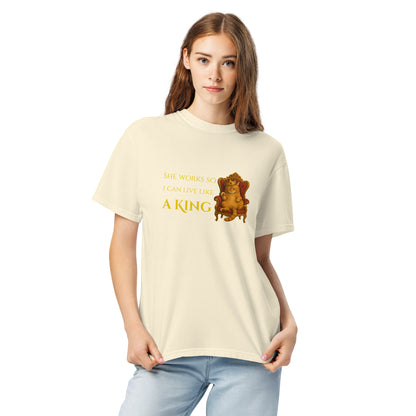 Camiseta Gráfica Gato Rey, Camiseta para Amantes de los Gatos, Camiseta Divertida de Gato Rey, diseño de GLUU GLUU.